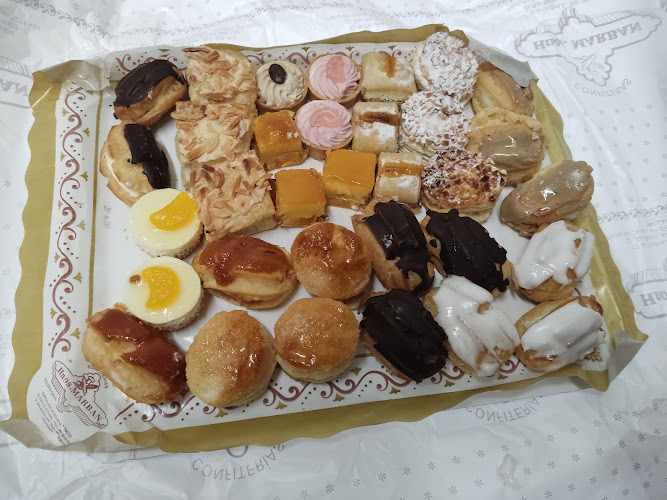 Fotografia tomada fuera de Pastelería Hermanos Marbán - Pastelería en Valladolid, Valladolid