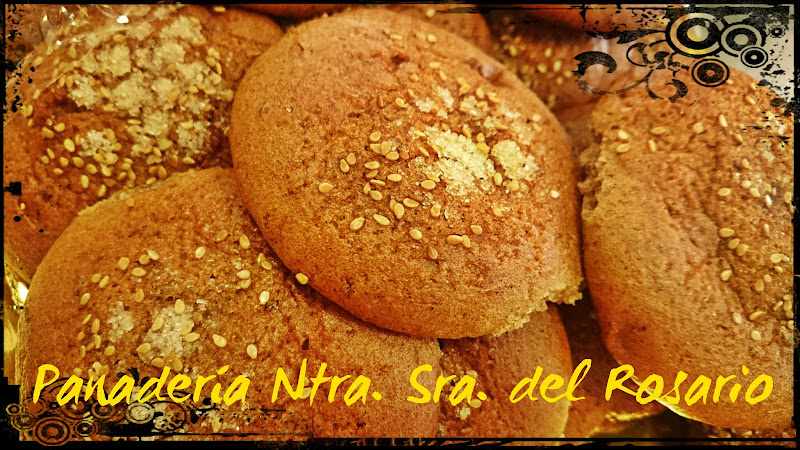 Fotografia tomada fuera de Horno de leña - Panadería Nicolás, Ntra. Sra. del Rosario - Panadería en Yunquera, Málaga