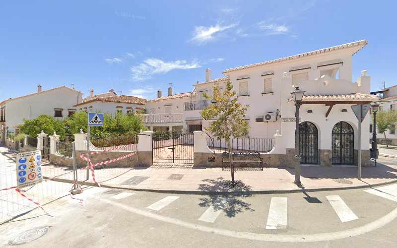 Fotografia tomada fuera de Antonio Pacheco García - Panadería en Yunquera, Málaga