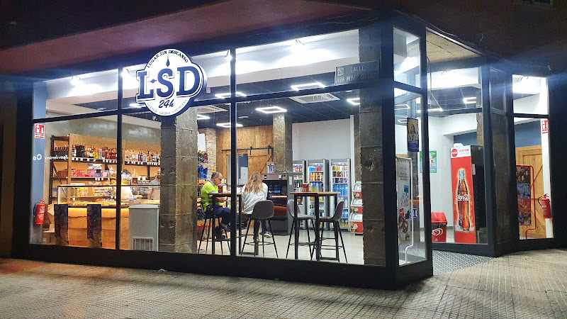 Fotografia tomada fuera de Lsd 24 horas - Comercio en Cartagena, Murcia