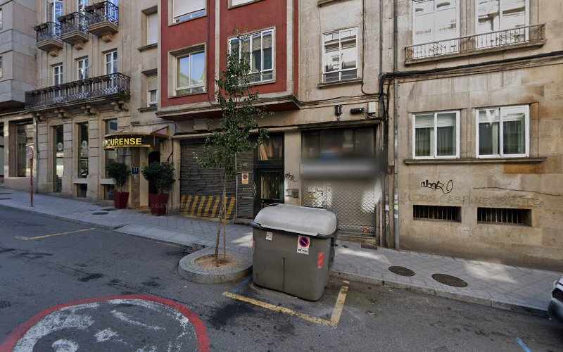 Fotografia tomada fuera de Pan Punto Negro - Panadería en Ourense, Orense