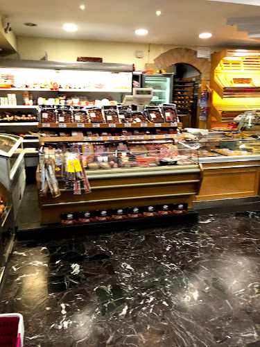 Fotografia tomada fuera de Zure Denda - Centro comercial en Matiena, Vizcaya