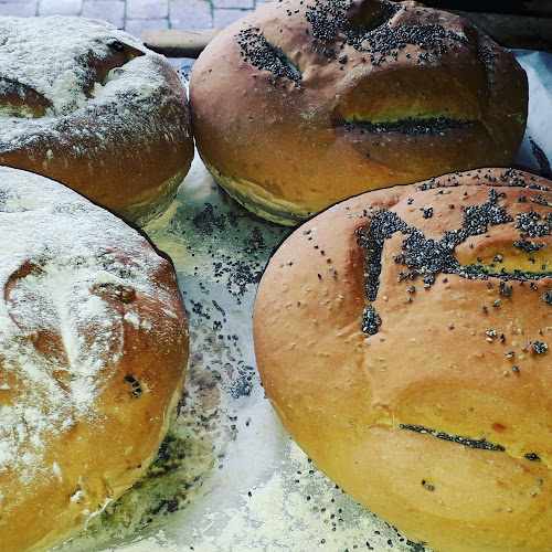 Fotografia tomada fuera de Pastelería Obrador De Torrejón - Panadería en Torrejón de la Calzada, Madrid
