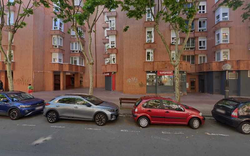 Fotografia tomada fuera de Panadería Lakua - Panadería en Vitoria-Gasteiz, Álava