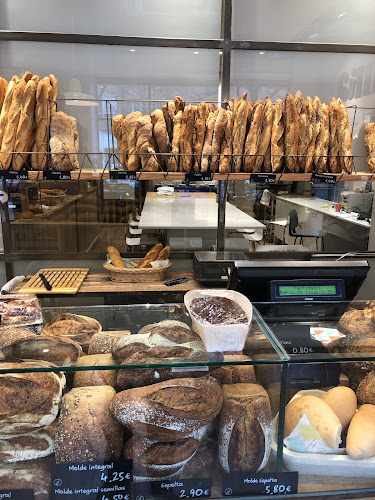 Fotografia tomada fuera de Panadería Mamia - Panadería en Vitoria-Gasteiz, Álava