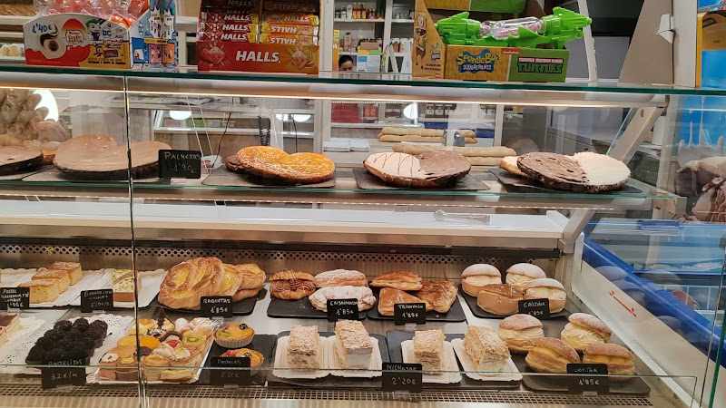 Fotografia tomada fuera de Panadería Lakua - Panadería en Vitoria-Gasteiz, Álava