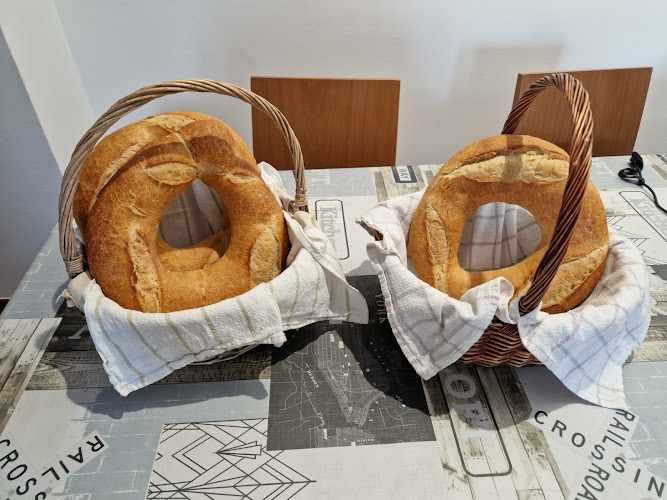 Fotografia tomada fuera de Panadería Fleca Cafeteria Cal Nofre - Forn de pa en Reus, Tarragona