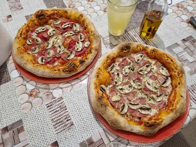 Fotografia tomada fuera de Forn Cal Nofre - Forn de pa en Reus, Tarragona