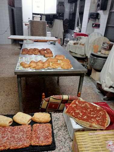 Fotografia tomada fuera de Aupan PANADERIA PASTELERIA - Panadería en Ontinyent, Valencia