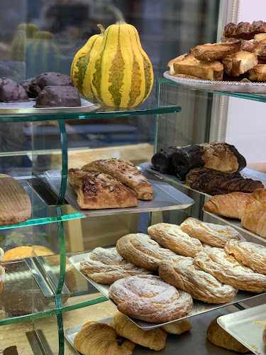 Fotografia tomada fuera de Forn de pa Costa - Forn de pa en Olot, Girona