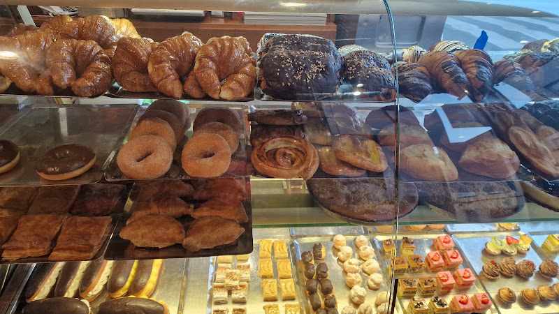 Fotografia tomada fuera de Confitería Kiko - Pastelería en Burela, Lugo