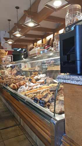 Fotografia tomada fuera de L'Obrador dels 15 | Maragall - Panadería en Barcelona, Barcelona