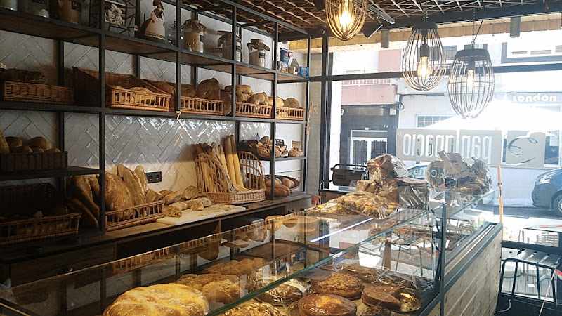 Fotografia tomada fuera de Panignacio (Vimianzo) - Panadería en Vimianzo, A Coruña