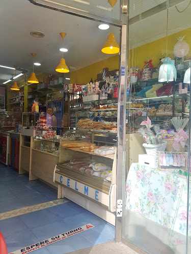 Fotografia tomada fuera de Celme - Panadería en Lugo, Lugo