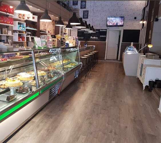 Fotografia tomada fuera de Confitería Mallorca - Pastelería en Lugo, Lugo