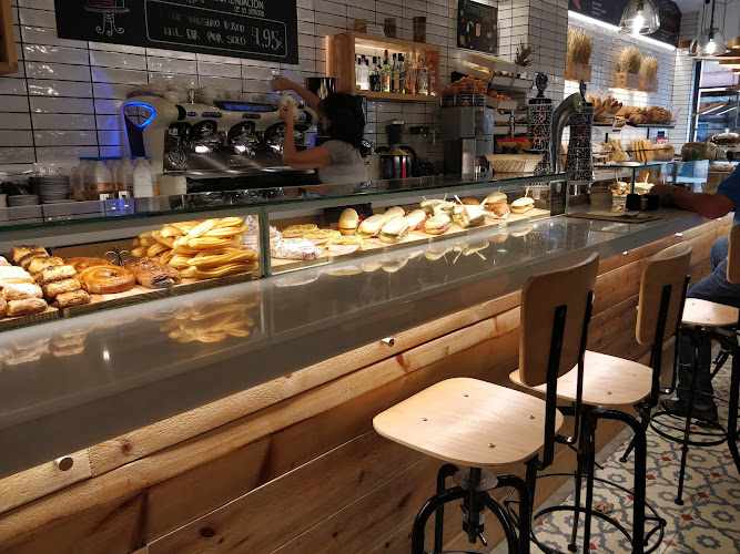 Fotografia tomada fuera de DL Bakery Coffee - cafeterías en Lugo, Lugo