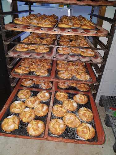 Fotografia tomada fuera de Hermanos Jaimez Conde - Panadería en Loja, Granada