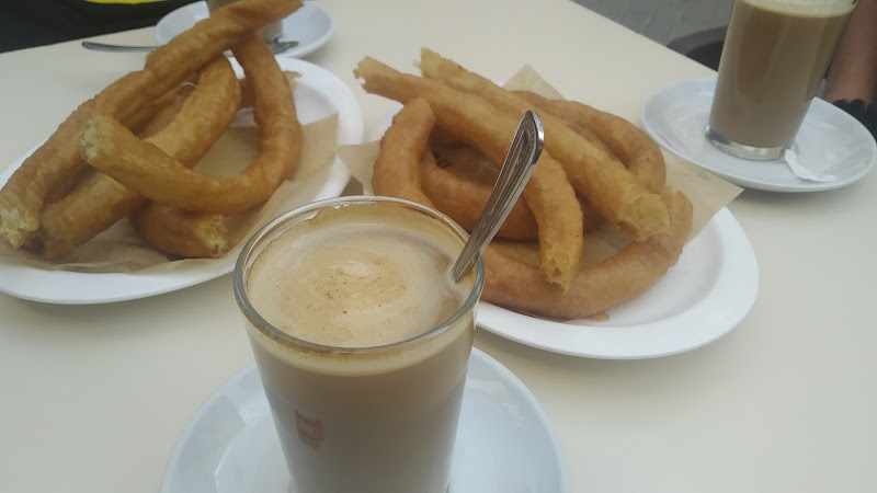 Fotografia tomada fuera de Cafetería y churrería mayte - Churrería en Loja, Granada