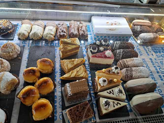 Fotografia tomada fuera de Casasola - Cafetería en Loja, Granada