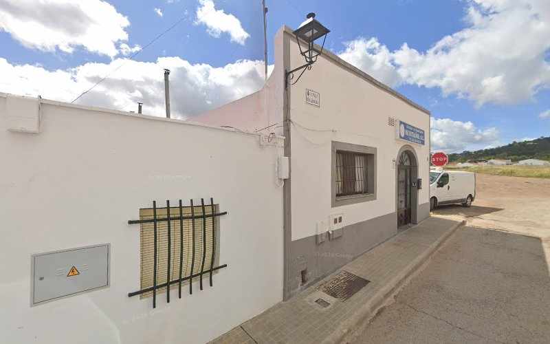 Fotografia tomada fuera de Montaño S.L. - Pastelería en Los Santos de Maimona, Badajoz