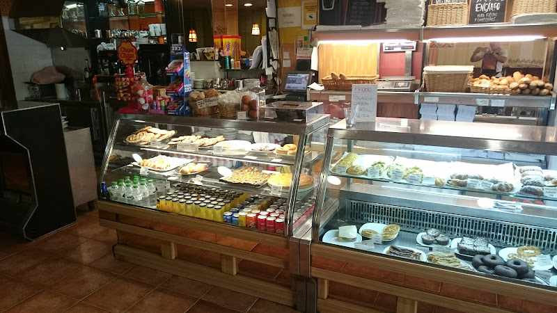 Fotografia tomada fuera de Les Petits Plaisirs - Panadería en Barcelona, Barcelona