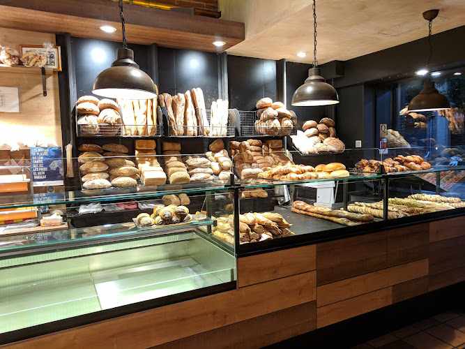 Fotografia tomada fuera de Forn Sant Tirs - Panadería en Barcelona, Barcelona