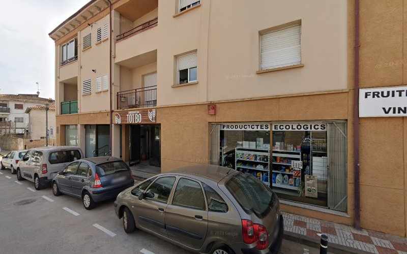 Fotografia tomada fuera de Origens_Obrador - Panadería en Santa Coloma de Farners, Girona