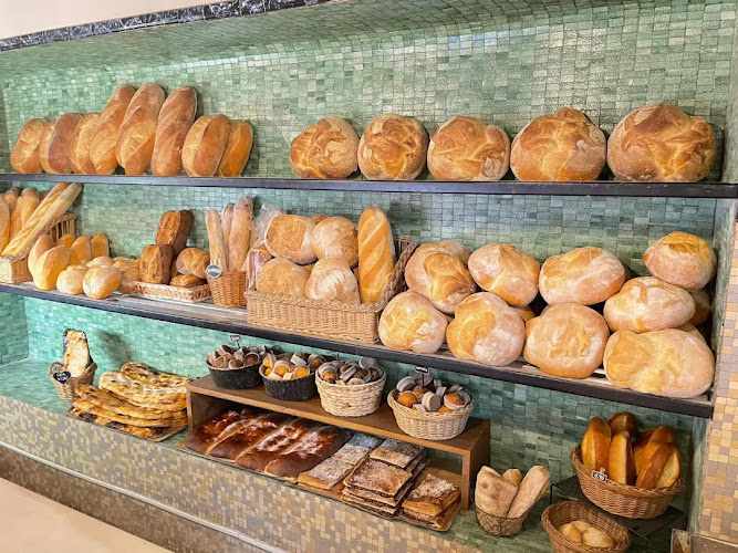 Fotografia tomada fuera de Cal Pascuet Forn de llenya - Forn de pa en Sant Llorenç de Morunys, Lérida