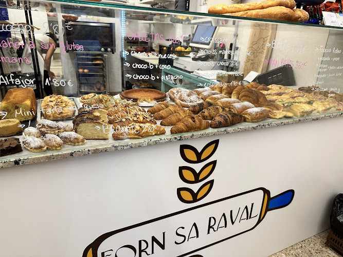 Fotografia tomada fuera de Forn Sa Raval - Panadería en Sant Josep de sa Talaia, Baleares