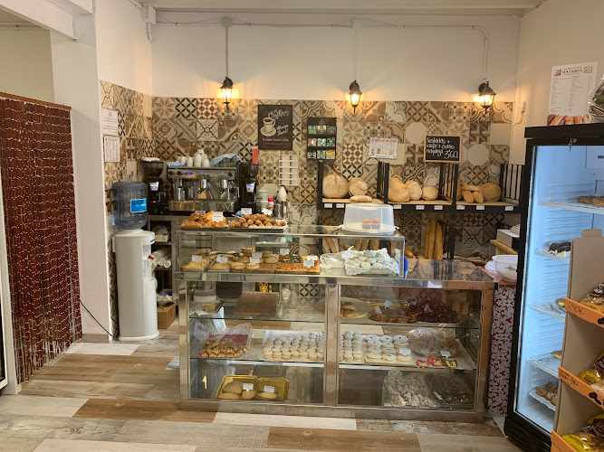 Fotografia tomada fuera de Panadería Cafetería Son Campos - Panadería en Palma, Baleares