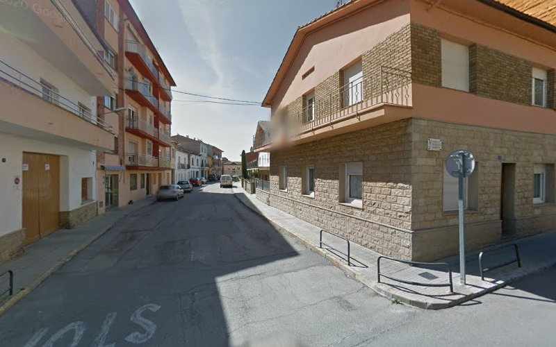 Fotografia tomada fuera de Ramón Vall Lamora Esquerra - Panadería en Sant Hipòlit de Voltregà, Barcelona