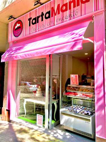 Fotografia tomada fuera de Tartamania Mallorca - Pastelería especializada en tartas nupciales en Palma, Baleares