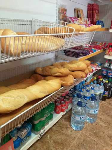 Fotografia tomada fuera de Panaderia Maxi y Agusti - Panadería en Albalá, Cáceres