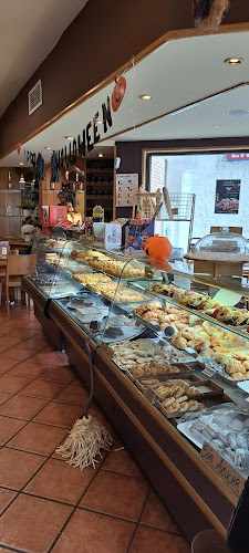Fotografia tomada fuera de Cafetería Ohana Panadería - cafeterías en Leganés, Madrid