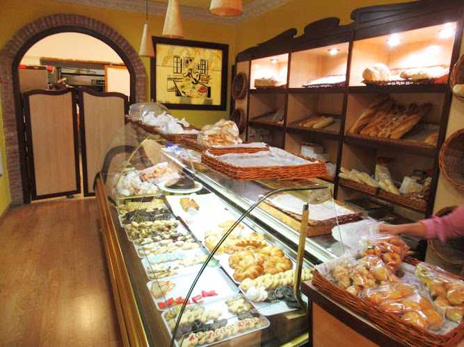 Fotografia tomada fuera de HORNO ARTEPAN. - Panadería en Logroño, La Rioja