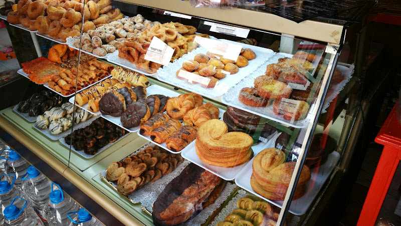 Fotografia tomada fuera de Panadería Rocío - Panadería en Almería, Almería