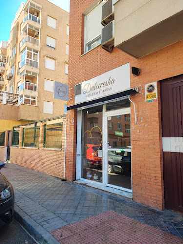 Fotografia tomada fuera de Dulcenesha Galletas y Tartas - Pastelería en Almería, Almería