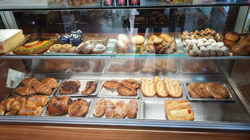 Fotografia tomada fuera de Cafetería Mediterránea - Panadería en Almería, Almería