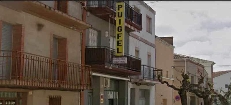 Fotografia tomada fuera de Cal Puigfel - Pastisseria en Anglesola, Lérida