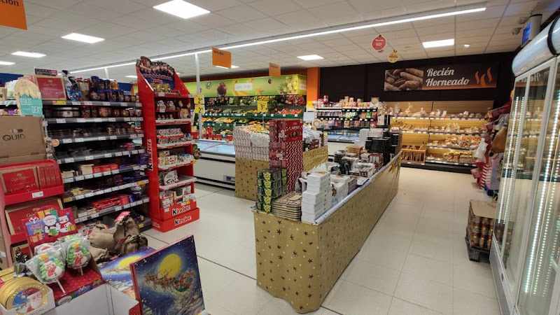 Fotografia tomada fuera de Supermercados Charter - Supermercado en Honrubia, Cuenca