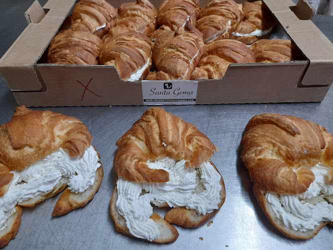 Fotografia tomada fuera de Productos Santa Gema S.L.L. - Panadería en Herencia, Ciudad Real
