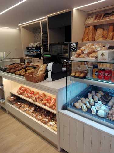 Fotografia tomada fuera de Pan & Degustación de Café - Panadería en Olite, Navarra