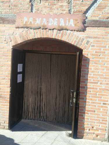 Fotografia tomada fuera de Panadería - Panadería en Cervera de Pisuerga, Palencia
