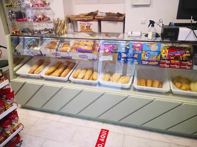 Fotografia tomada fuera de Panadería El paso - Panadería en Baena, Córdoba