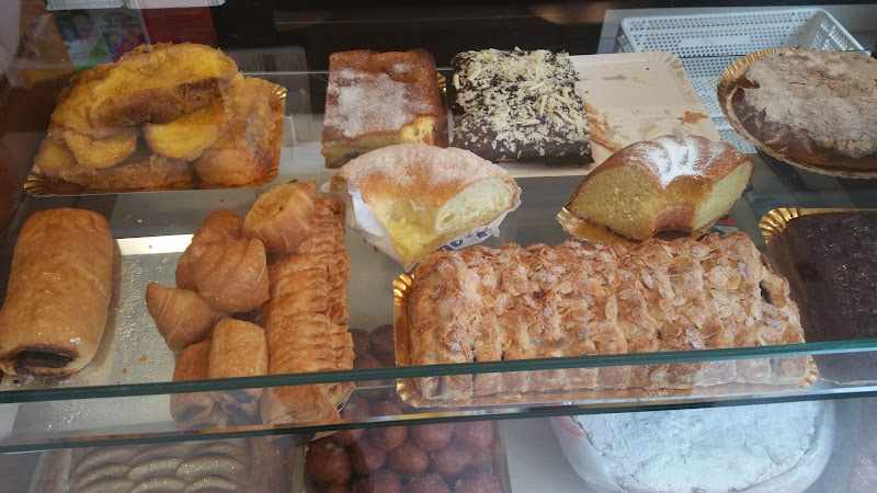 Fotografia tomada fuera de Panadería Modesto - Panadería en Antas de Ulla, Lugo