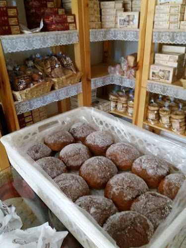 Fotografia tomada fuera de Obrador La Tía Melitona - Bufé de dulces y repostería en Fresno el Viejo, Valladolid