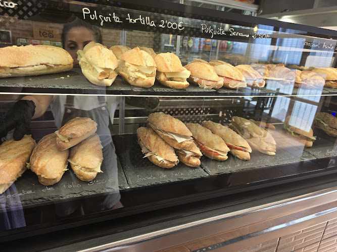 Fotografia tomada fuera de El Café de Dulce - cafeterías en Las Zocas, Santa Cruz de Tenerife