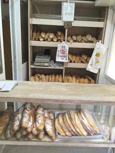 Fotografia tomada fuera de PANADERÍA ABELIA. - Panadería en Huétor Vega, Granada