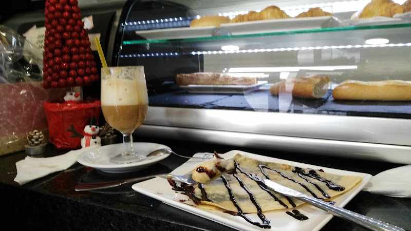 Fotografia tomada fuera de Cafeteria, creperia i gelateria El Cóc - Gelateria en La Ràpita, Tarragona