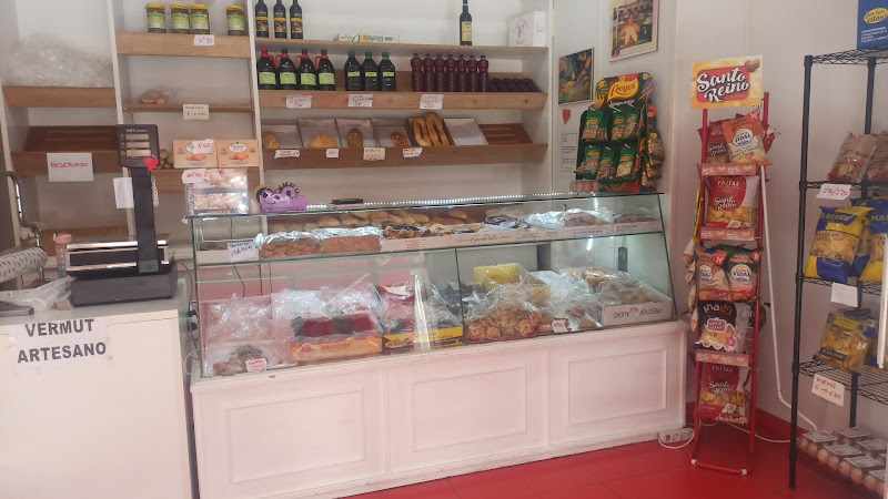 Fotografia tomada fuera de PANADERIA PAQUI (N.lopez torices) - Bakery en Granada, Granada